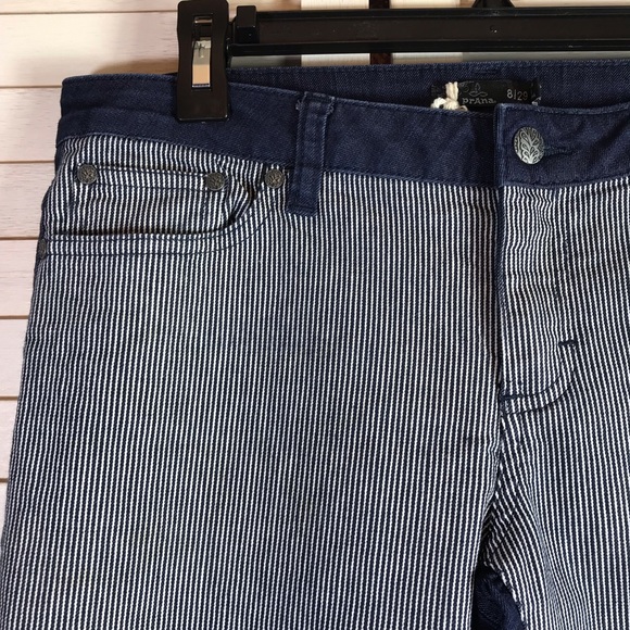 ☘️♥️ PrAna Denim capris pants ♥️☘️ - Picture 8 of 10